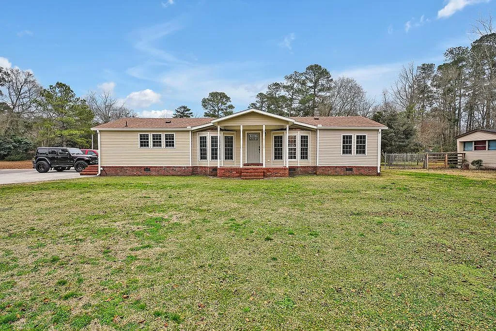 101 Marlin Ct — Photo 1