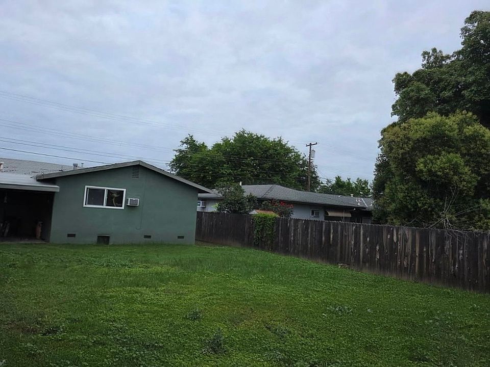 2nd image of 1382 Bancroft Ave
