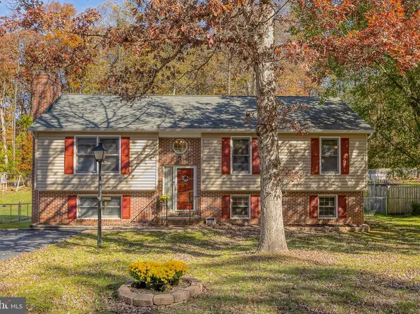 29 Vista Woods Rd, Stafford, VA 22556