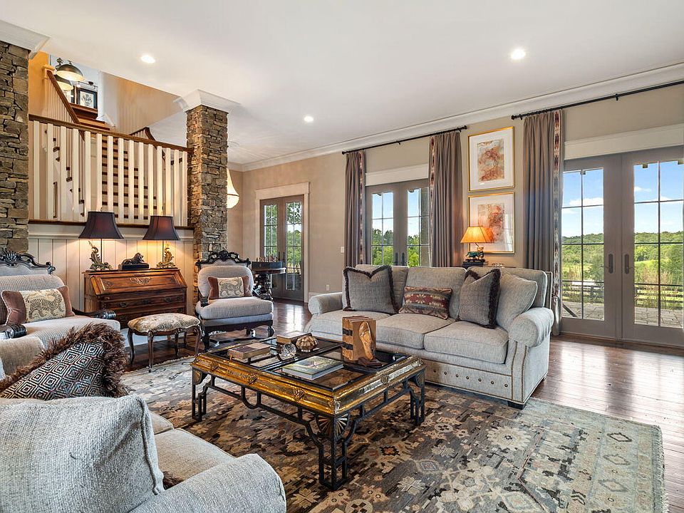 13th image of this home