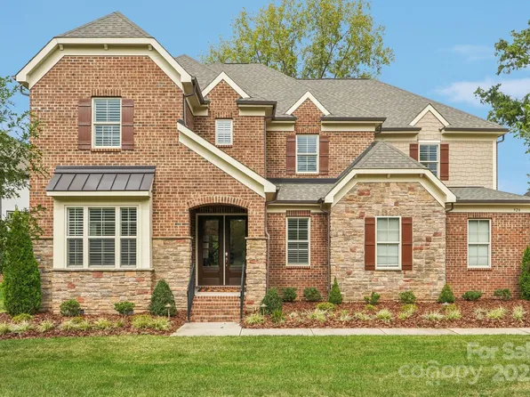 928 Giacomo Dr, Waxhaw, NC 28173