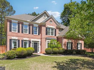 715 Aronson Lake Ct, Roswell, GA 30075