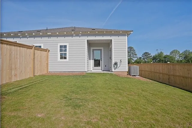 3233 Bradley Ln — Photo 7