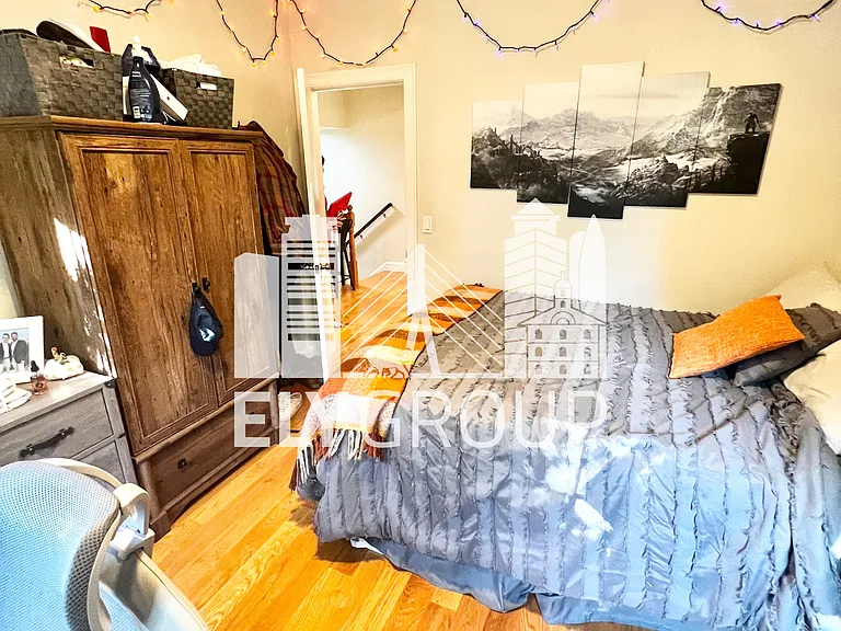10 Gilmore St #1 — Photo 9