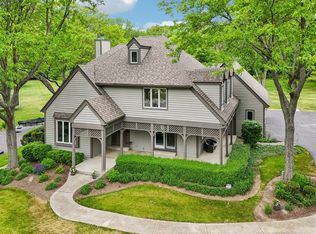 2212 Crystal Way, Crystal Lake, IL 60012