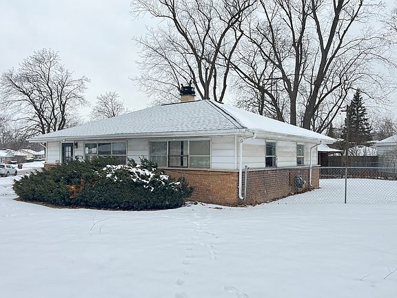 3rd image of 406 Neosho St