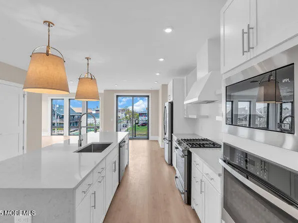 215 2nd Avenue #308, Asbury Park, NJ 07712