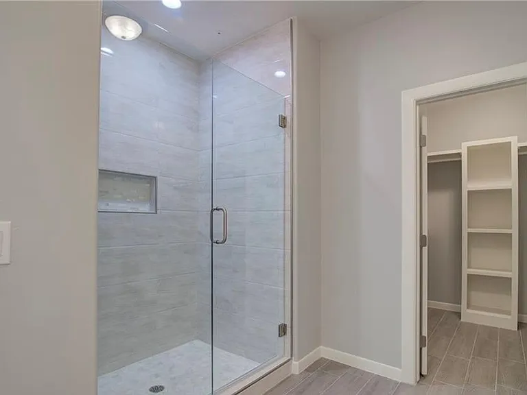 3715 Tinsley Ave #1 — Photo 3