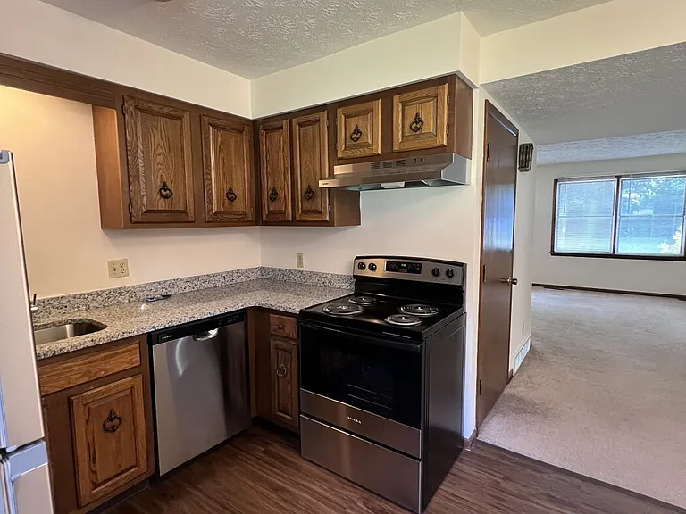 87 Fredonia Rd #1 — Photo 3