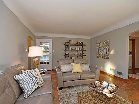 3rd image of 4174 Jora Ln