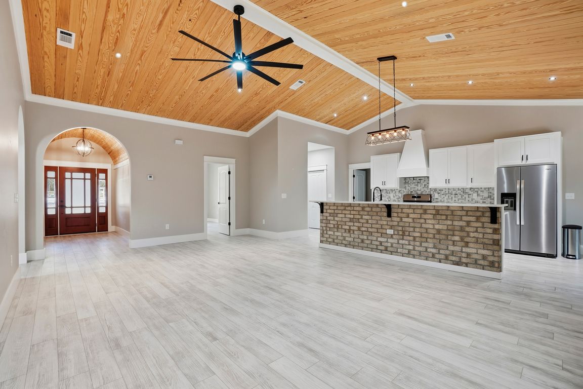 next background image