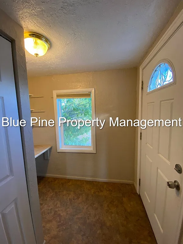 2 bed, 1.0 bath, 850 sqft, $1,095 — Photo 4