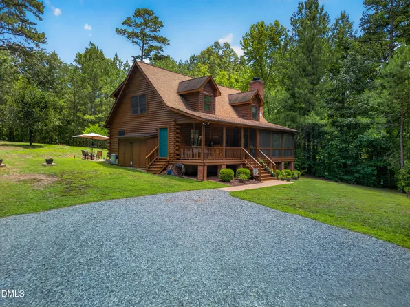 105 Redwing Ln, Moncure, NC 27559