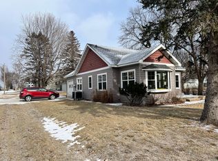 1088 Locust St, Dawson, MN 56232