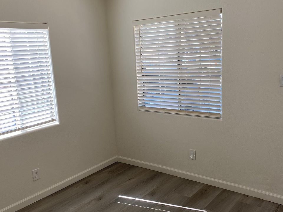 2nd image of 5870 S San Pedro St