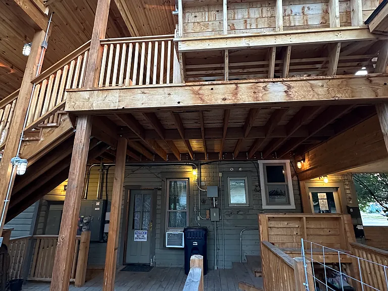 103 S 8th Ave #1 — Photo 42