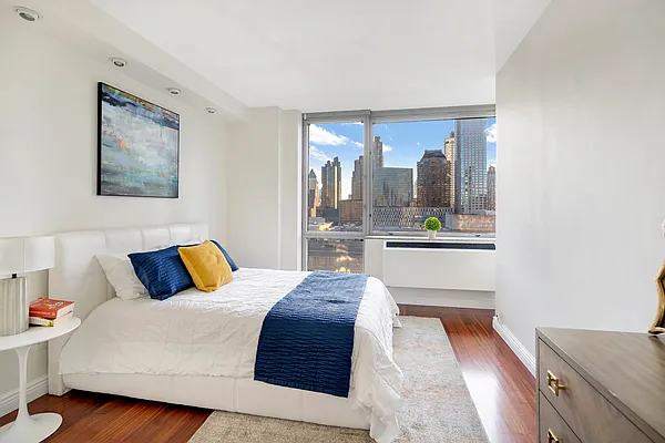 Sold by Compass | media 11