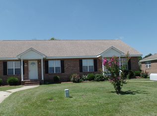 330 A B Cottonfield Ct, Ayden, NC 28513