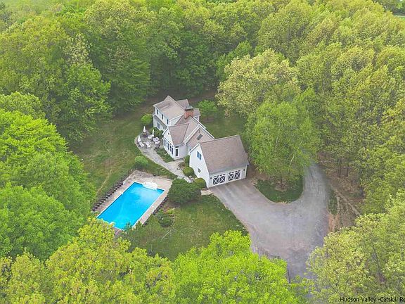 4th image of 161 Boice Mill Rd