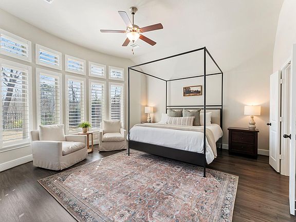 4th image of 9948 Preserve Way