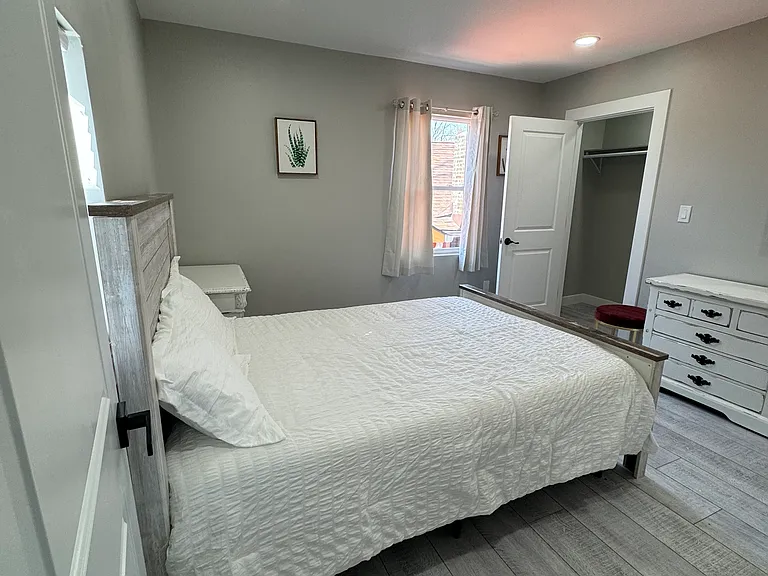 328 N Euclid Ave #C — Photo 3