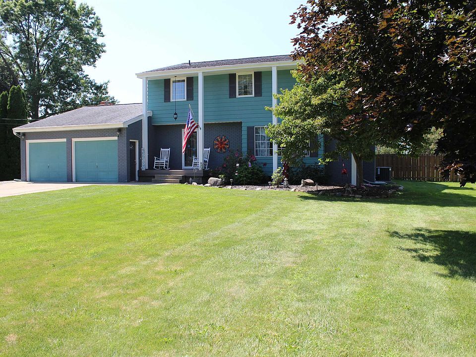 1st image of 11407 Runnells Dr