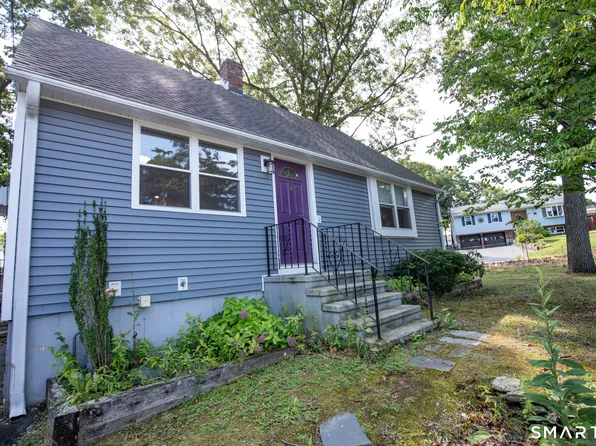 7 Raynham Road, East Haven, CT 06512