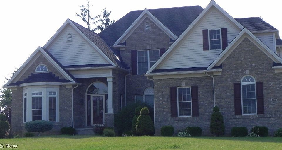 1st image of 9029 Chinaberry Cir N