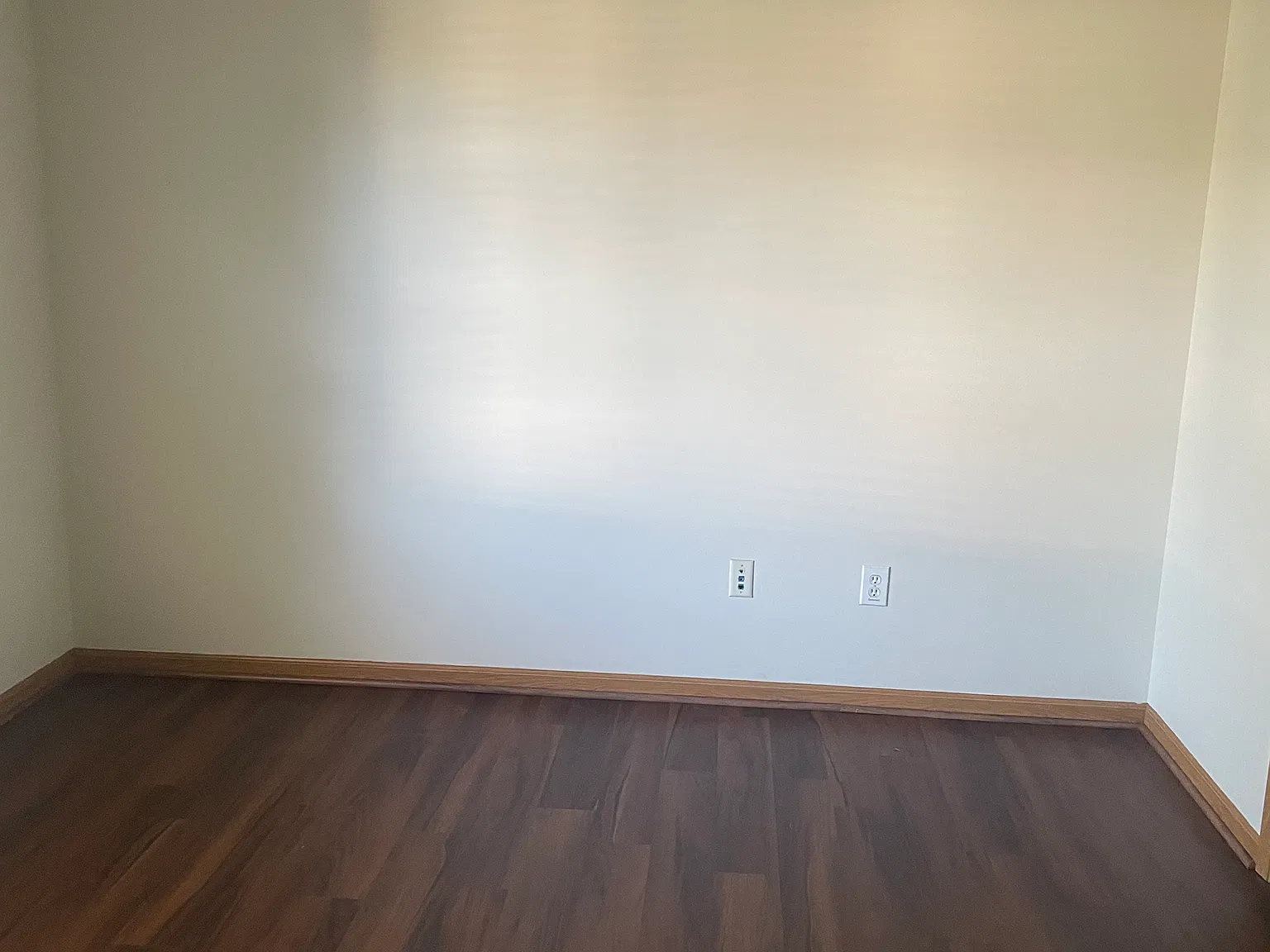 3 bed, 1.5 bath, 1200 sqft, $2,065 — Photo 4