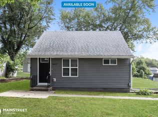 1411 S Randall Rd, Independence, MO 64055