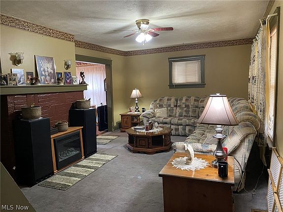 4th image of 3990 W 22nd St