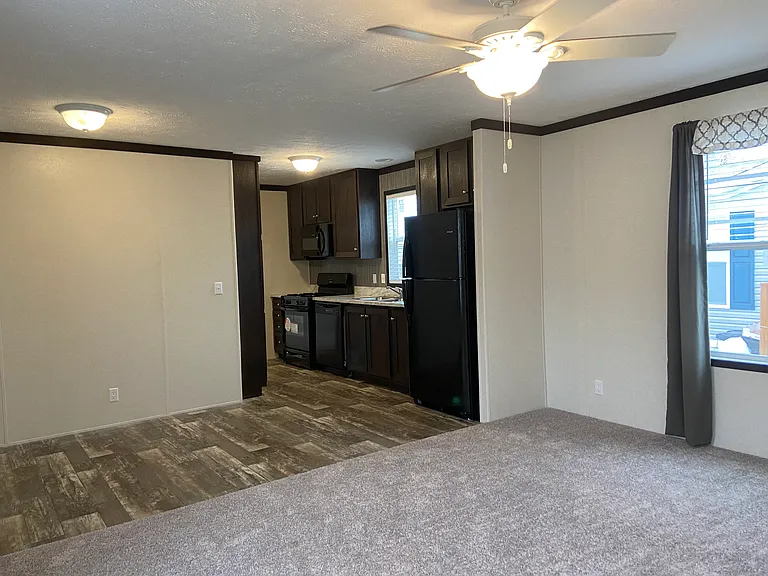 252 Spruce Ave — Photo 18