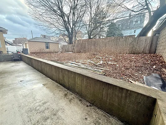 Rented by ERNY LLC | media 23