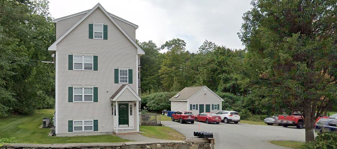 104 Middlesex Rd, Tyngsboro, MA 01879 Zillow