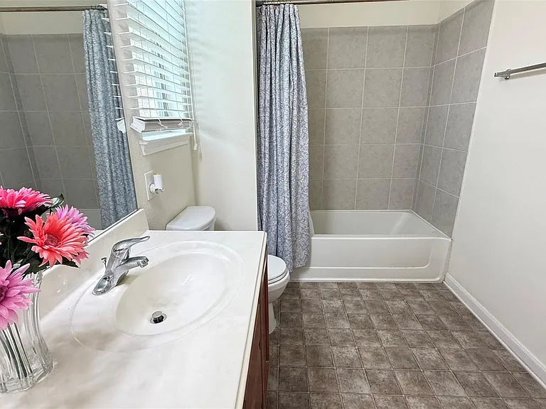 22414 Auburn Valley Ln — Photo 12