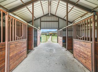 6125 Meadow Ridge Dr, Weatherford, TX 76087