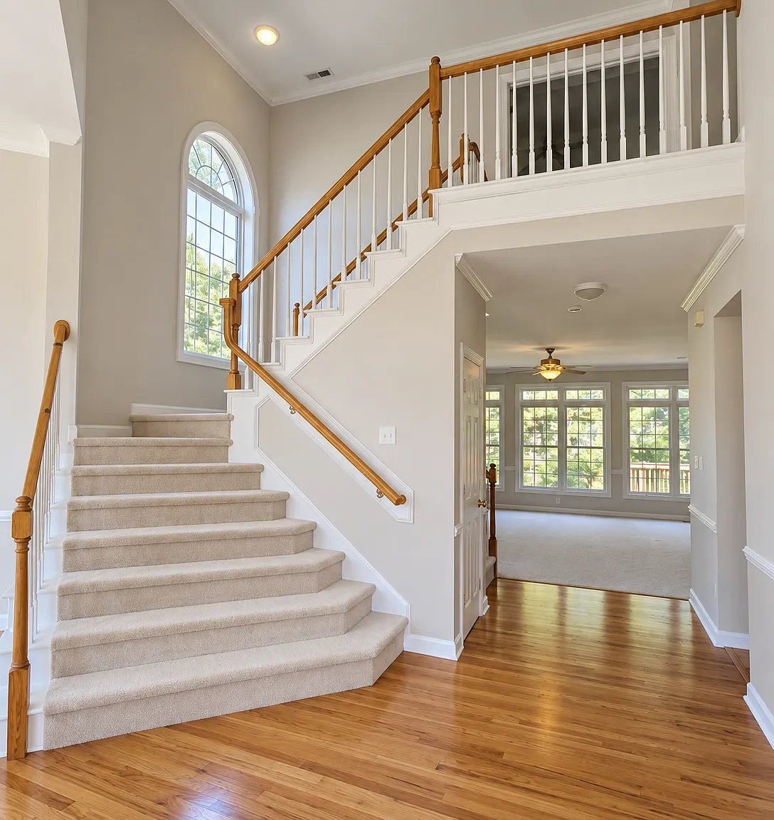 5 bed, 3617 sqft, $3,650 — Photo 2