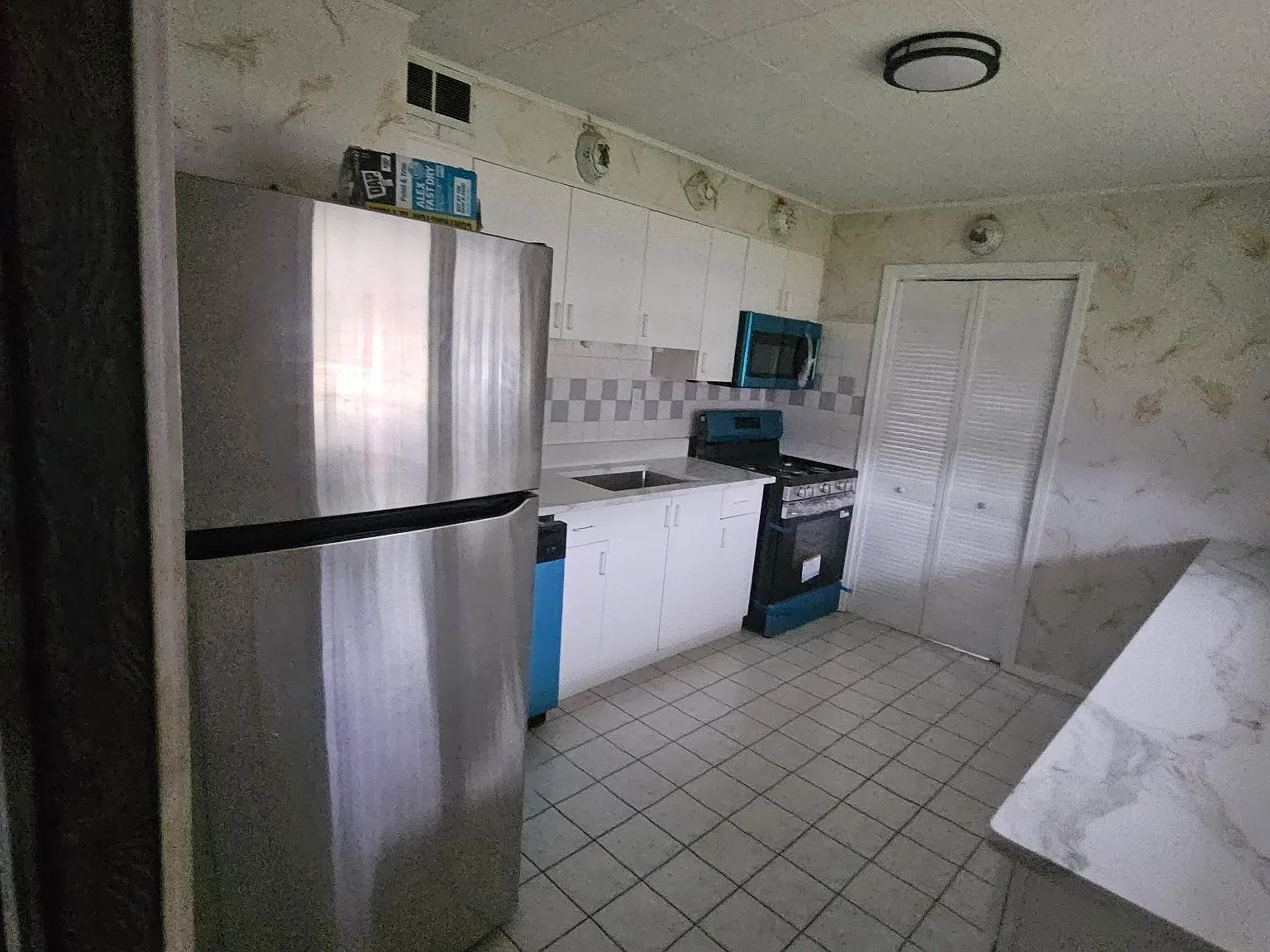 4 bed, 1799 sqft, $2,650 — Photo 4