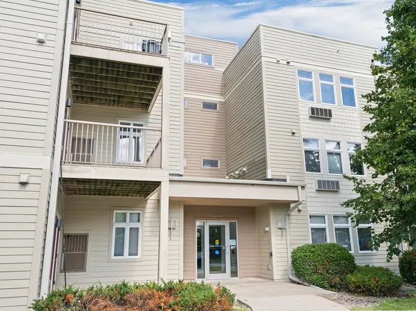 8206 Starr Grass Dr APT 209, Madison, WI 53719