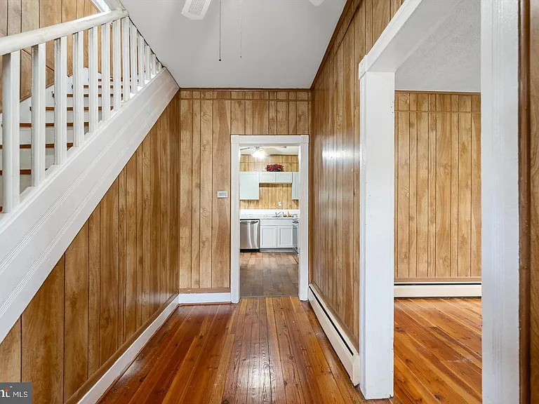 309 N Lawrence St — Photo 3