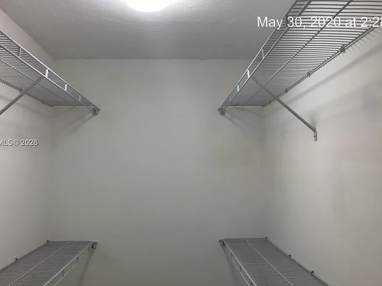 1801 S Treasure Dr #401 — Photo 12