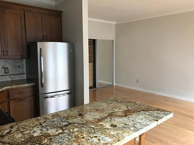 1325 Divisadero St #303 — Photo 2
