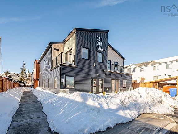 2nd image of 386 Cow Bay Rd