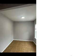 228 N Pine Ave APT 2E, Chicago, IL 60644