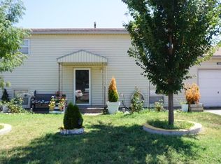 1626 Summit St, Garden City, KS 67846