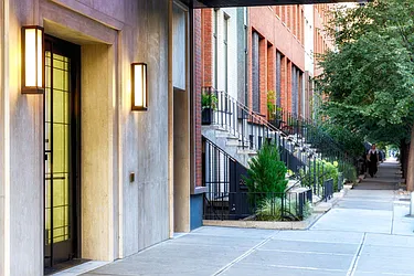 Rented by Level Group