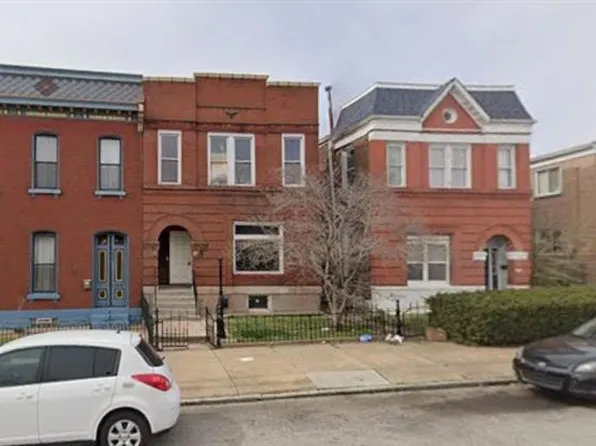 7413 Michigan Ave, Saint Louis, MO 63111