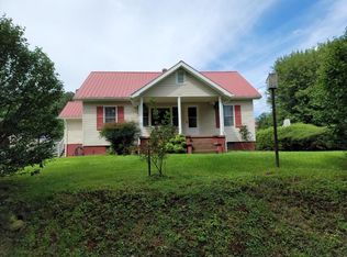 100 Hicks Rd, Burnsville, NC 28714