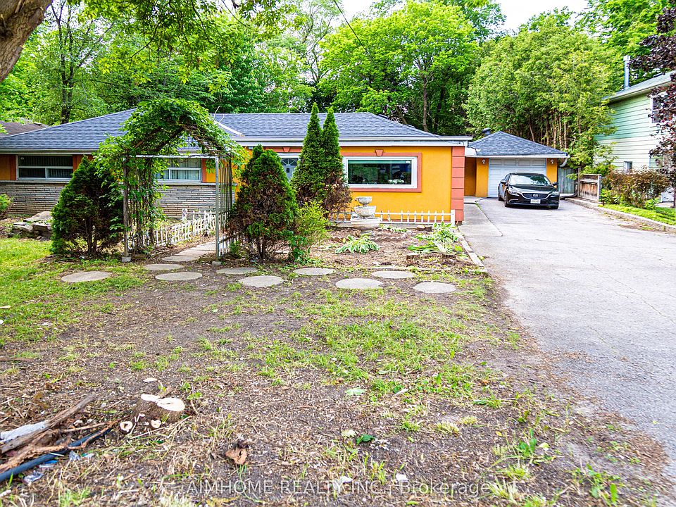 1st image of 9890 Bayview Ave