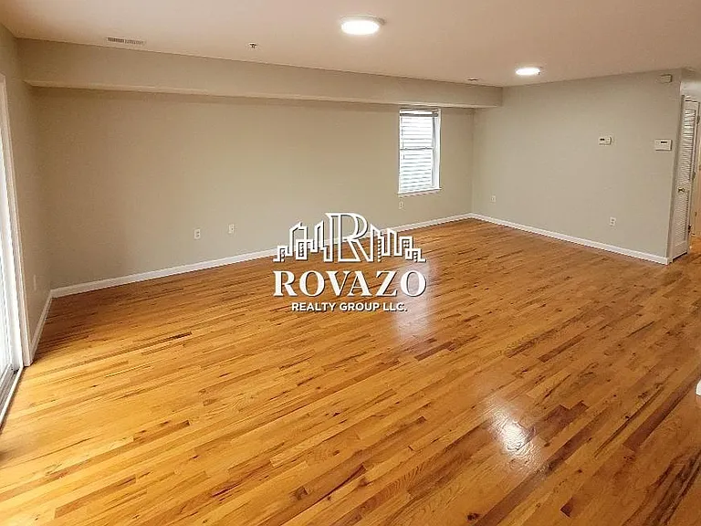 63 Voorhees St #1 — Photo 4